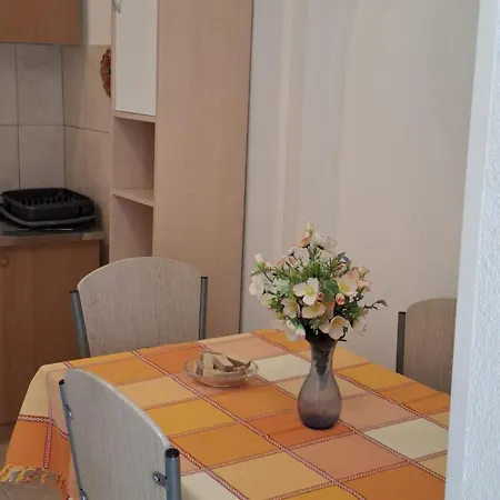 Jarmila * Marusici (Split-Dalmatia)